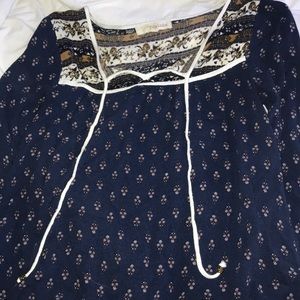 Patterned blouse